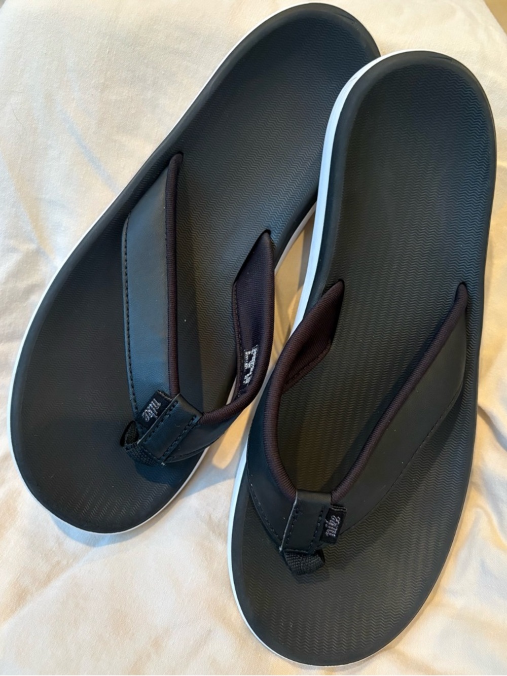 Nike Black and White Women's Flip Flop Sandals - Picture 10 of 10